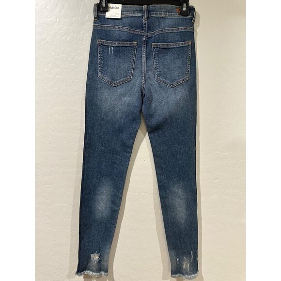 Sneak Peek High Rise Skinny Jean Fit size 3 NWT - Picture 3 of 8
